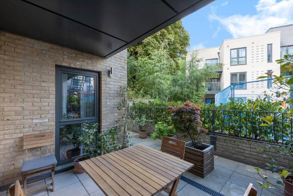 Ferienwohnung Stylish 2 Bed 2 Bath In Highgate & Free Parking London Exterior foto